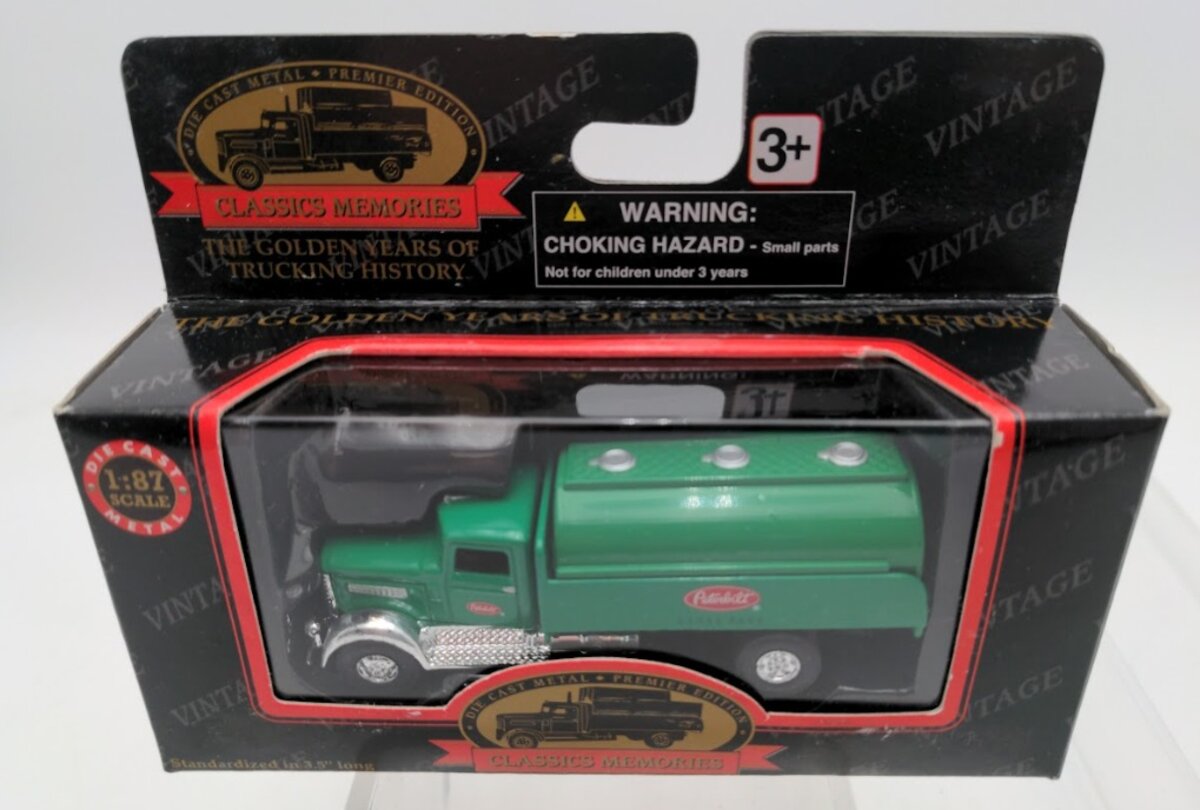 Peterbuilt 16404F 1:87 Classics Memories Green Tanker Truck Die Cast