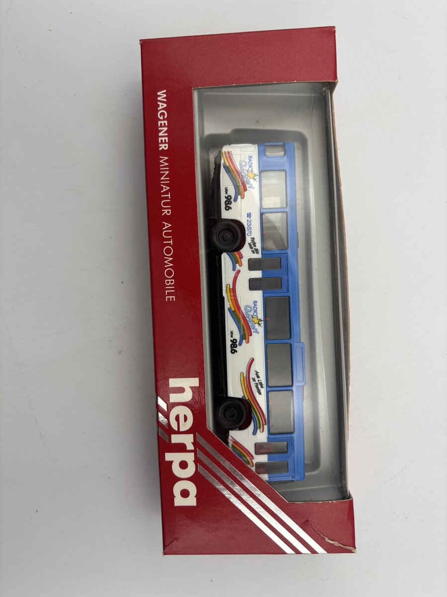 Herpa 846004 HO "Radio Charivari" Rainbow Touring Bus