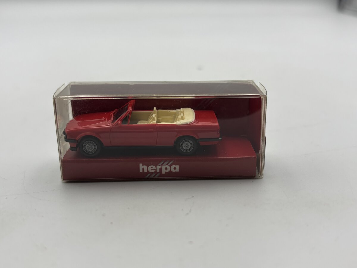 Herpa 2059 HO BMW 325i Capriolet