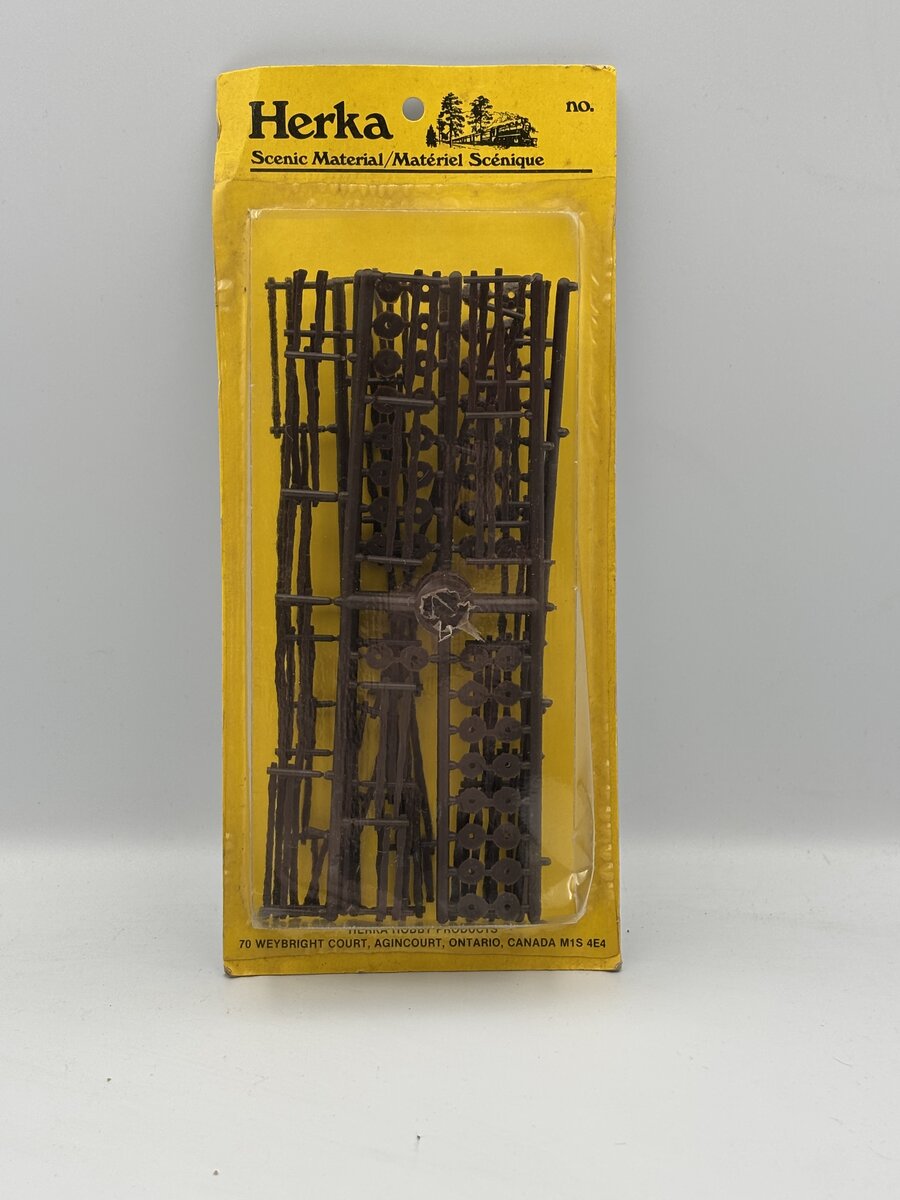 Herka 35 HO Brown Ranch Rail Style Plastic Fences