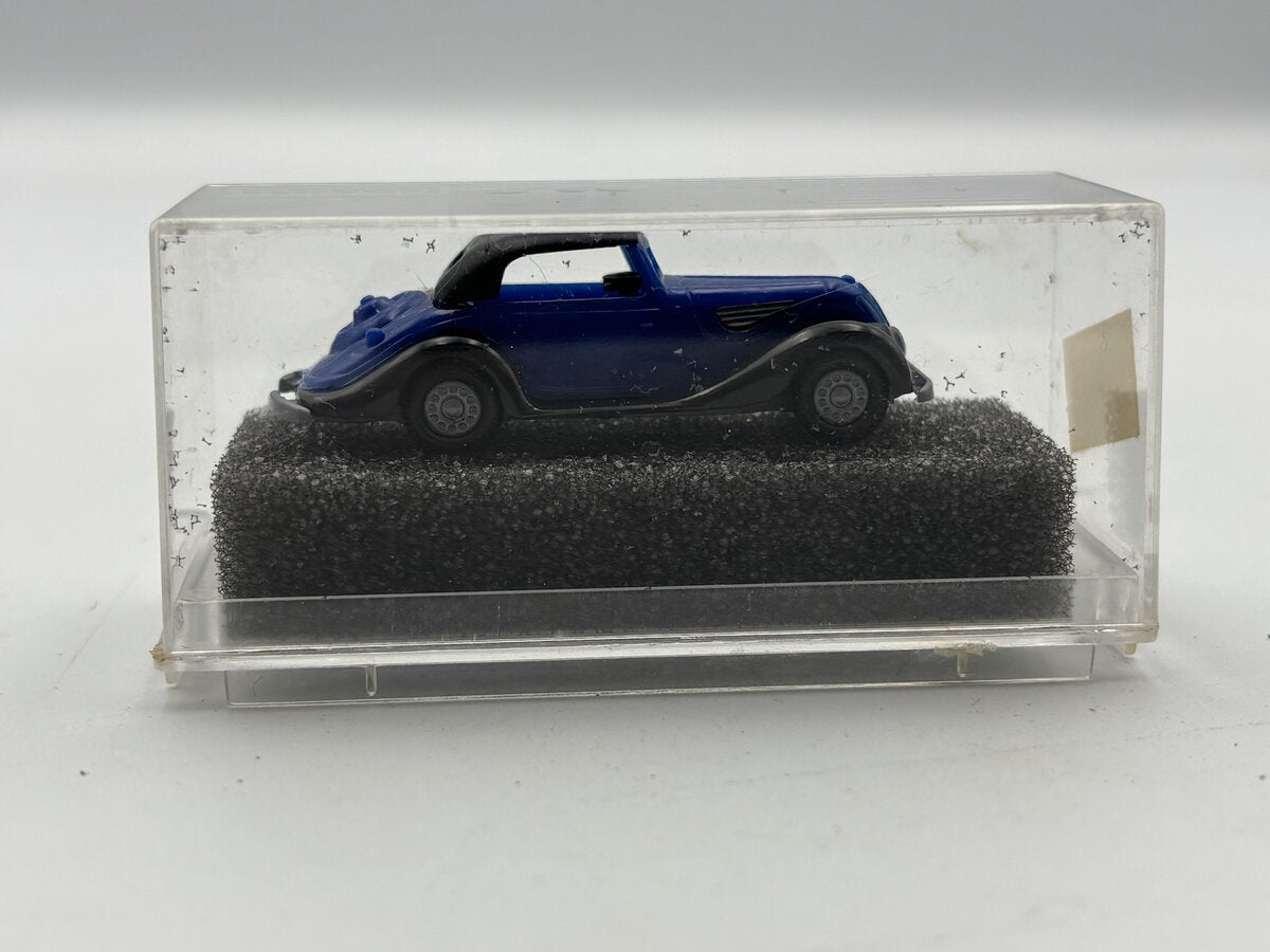 Revell 82003 BMW 327 Hardtop Coupee
