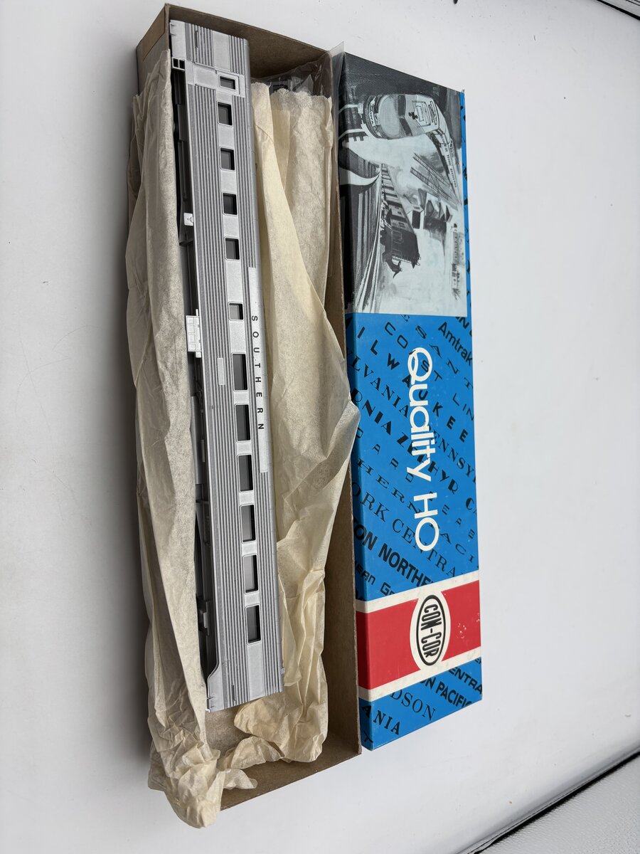 Con-Cor 730F 85 Ft Streamline Corrugated Pass Diner Southern Railway