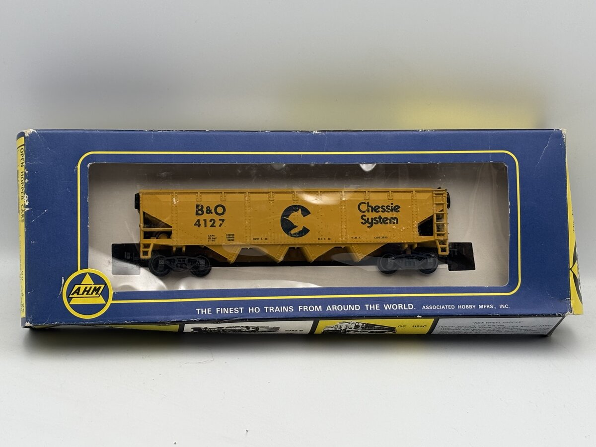 AHM 5272I HO Scale Chessie System Open Hopper Car B&O 4127