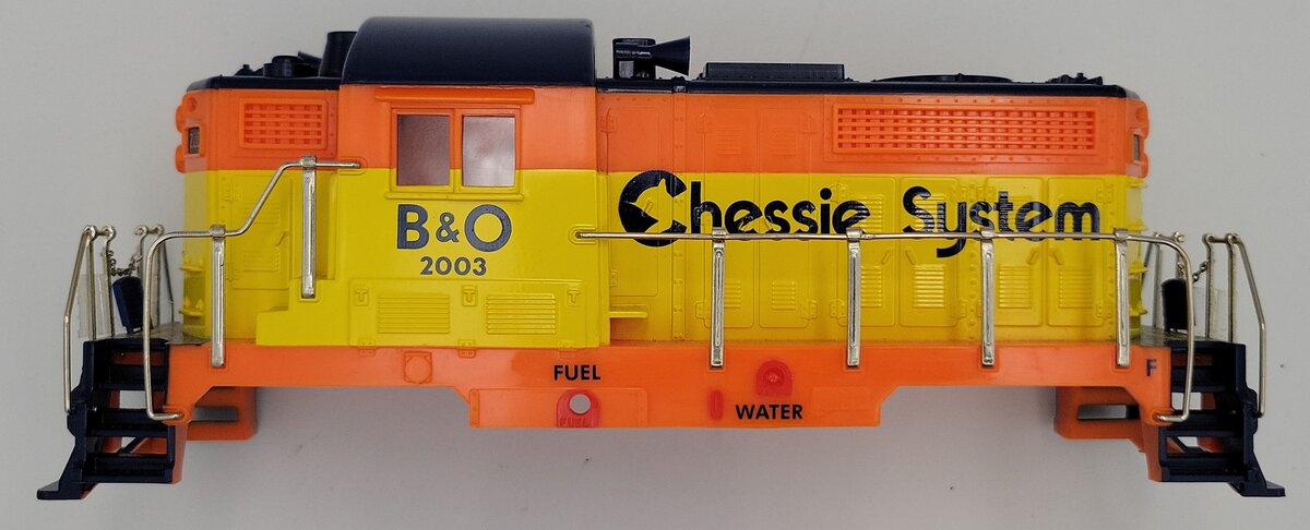 RMT 994041-1 O Gauge Chessie System Beep Diesel Locomotive Body Shell #2003