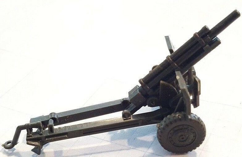 Roco Z-183 Minitank WWII US 105 mm Field Howitzer M-12 Towed Military Green