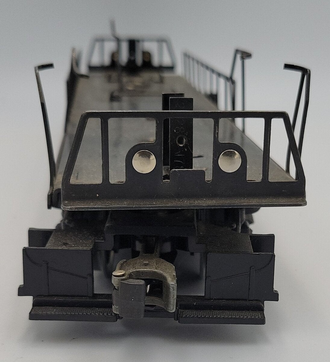 Lionel 8457-10 GP-7 Early Diesel Frame w/ Operating Coupler Trucks and Trim