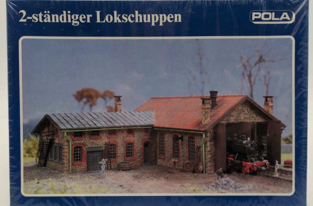 Pola 210 N Scale Loco Shed For Two Locomotives Vintage Model Building Kit