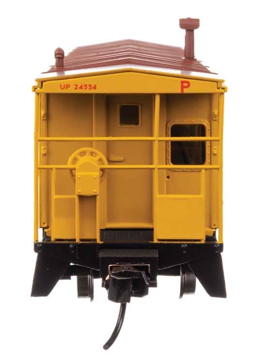 Walthers 910-8681 HO Union Pacific International Bay Window Caboose RTR #24508