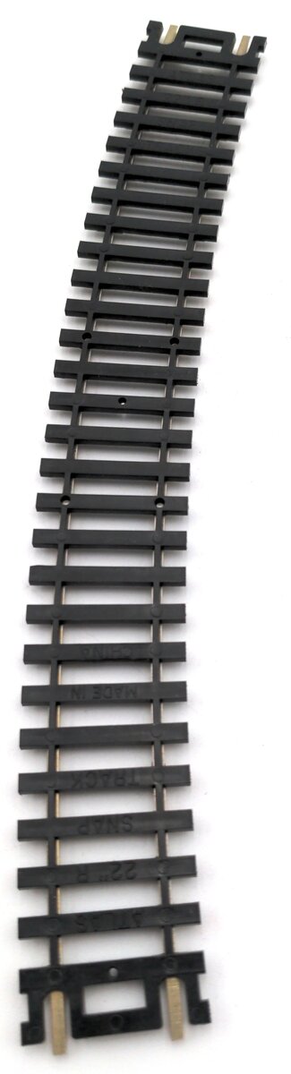 Atlas 0535 Atlas 0535 HO Code 83 Nickel Silver Rail 22" Radius Curved Track