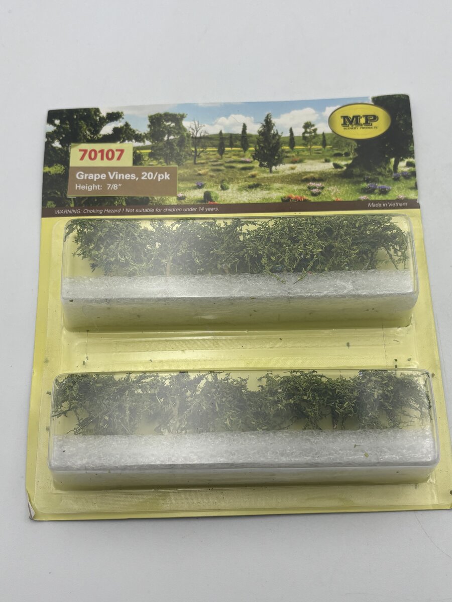 MP Scenery Products 70107 HO Grape Vines (Pack of 20)