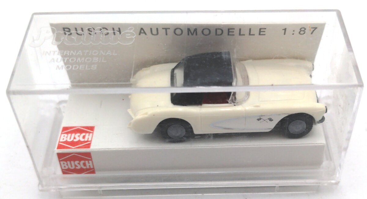 Praline 5400 1:54 Cream 1957 Chevy Covrette Hardtop