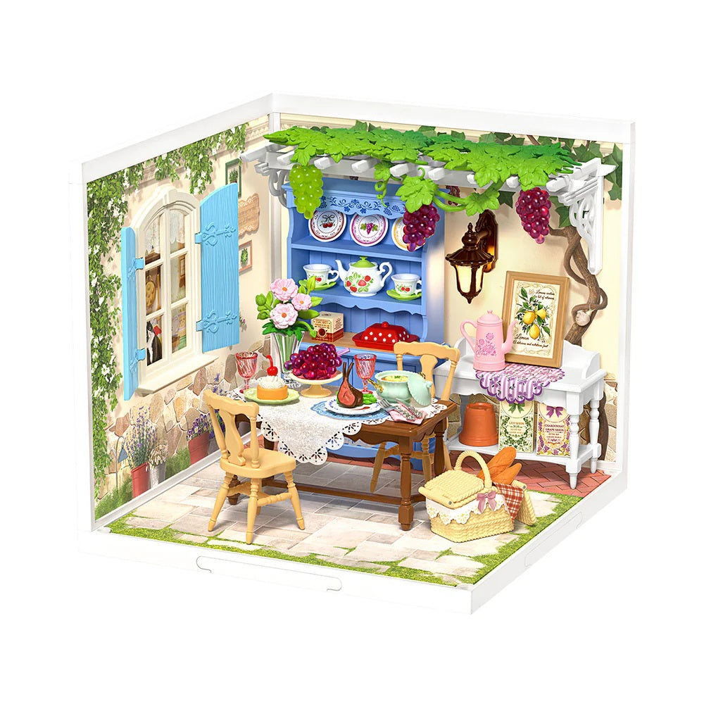 Robotime DW025 Rolife Midsummer Dream Yard DIY Miniature House