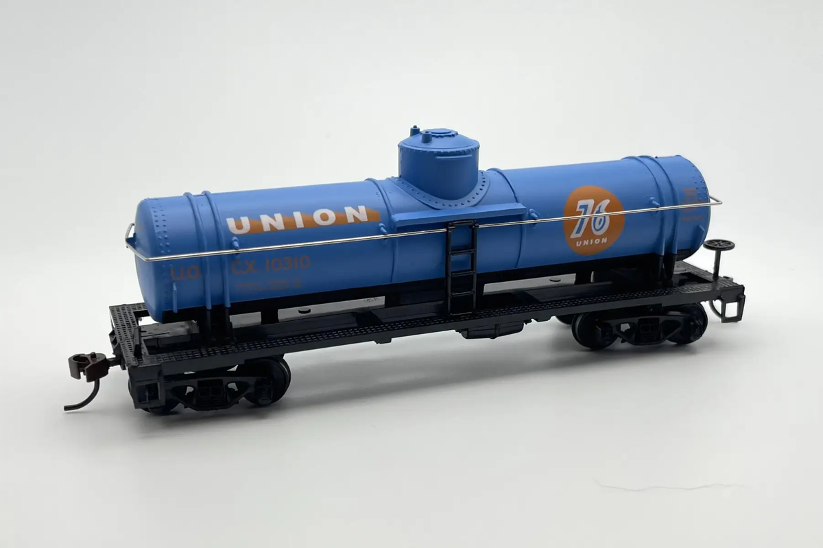 Rock Island Hobby 032206 HO Union 76 40' Single Dome Tank Car #10310