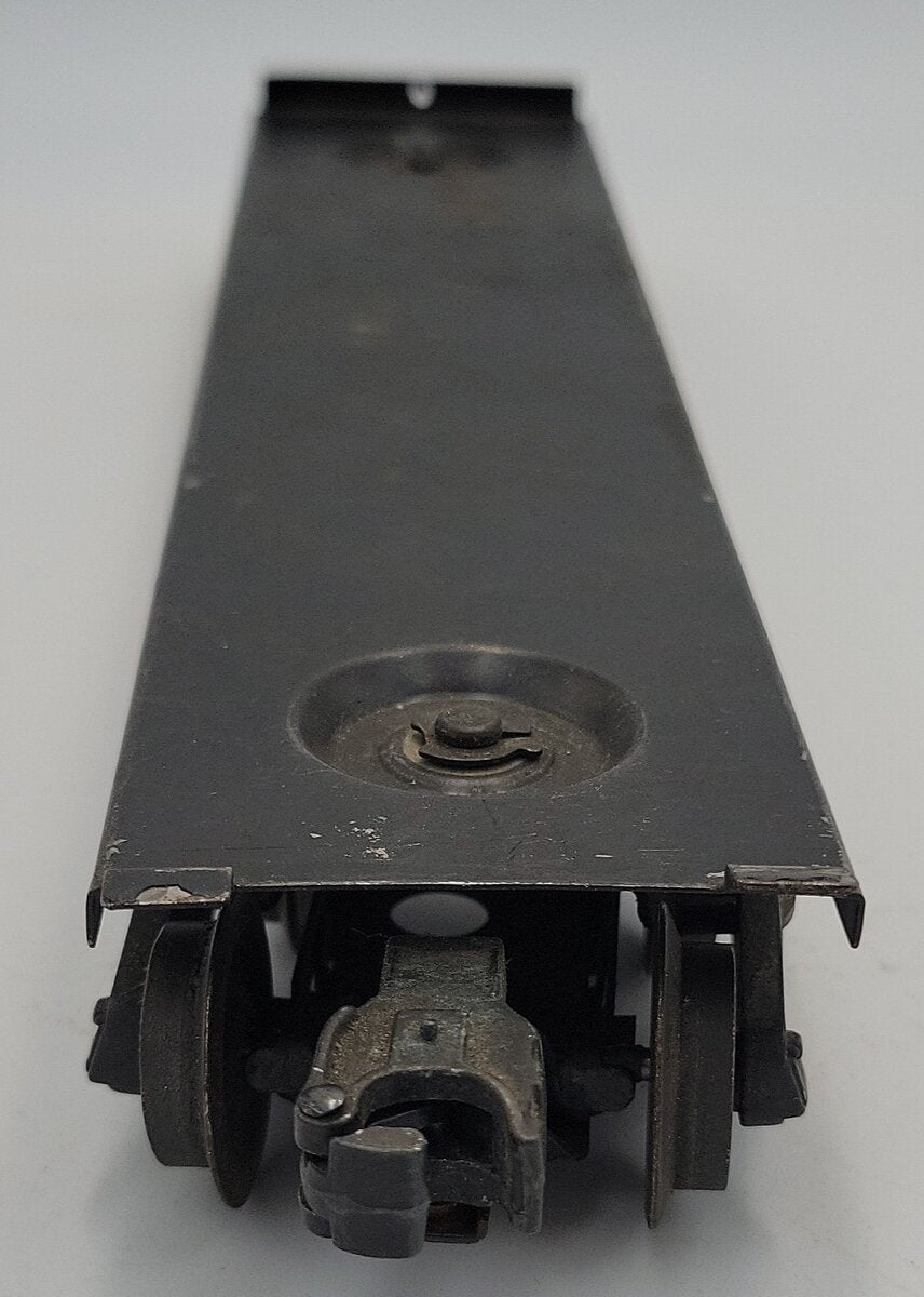 Lionel 6464-9 O Gauge Boxcar Frame w/o Holes w/ Operating Coupler Trucks