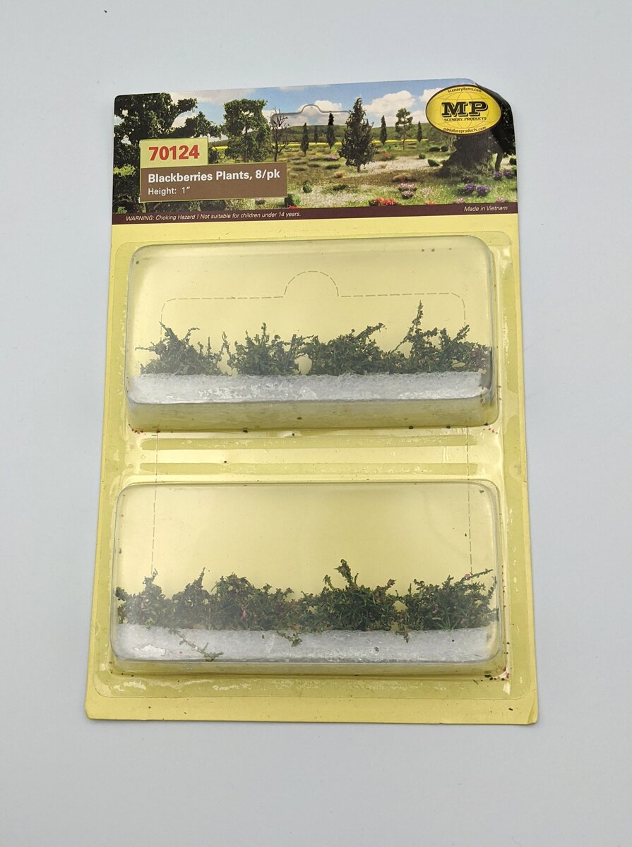 MP Scenery Products 70124 O Scale Blackberries Plants 8/pk