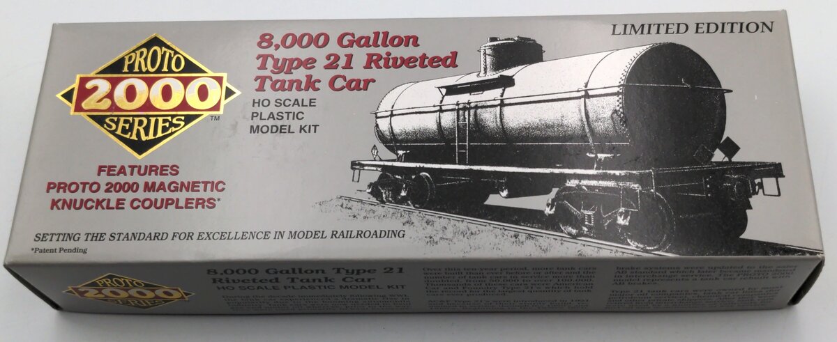 Proto 2000 1517 HO Scale 8000 Gallon Type 21 Riveted Tank Car Shell Kit