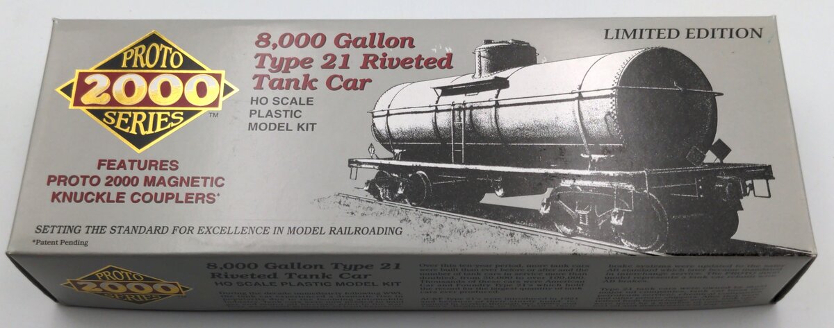 Proto 2000 78140 8000 Gallon Type 21 Riveted Tank Car UTLX