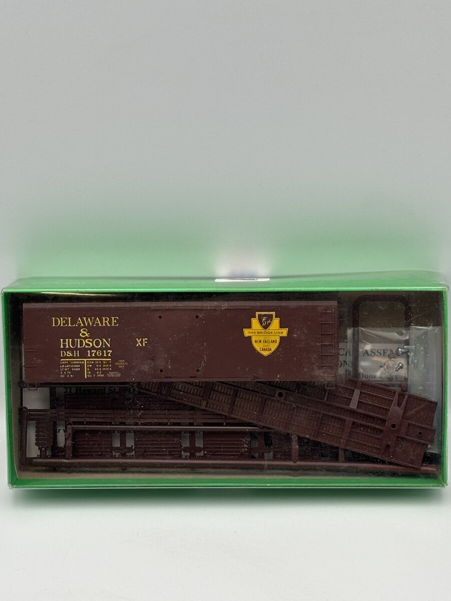 Bowser 3-1126 HO 40' Boxcar Kit Delaware & Hudson #17617