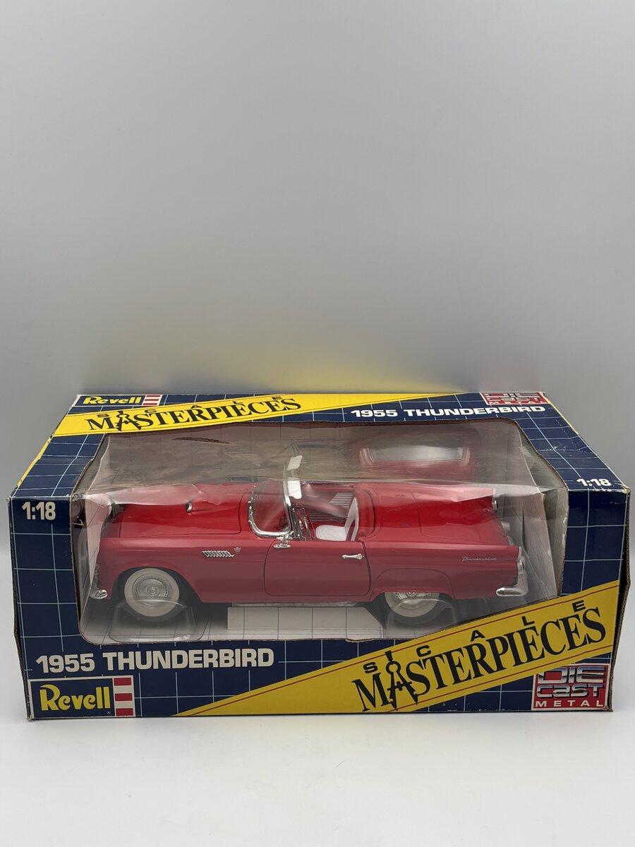 Revell 8650 1:18 1955 Thunderbird Diecast Car