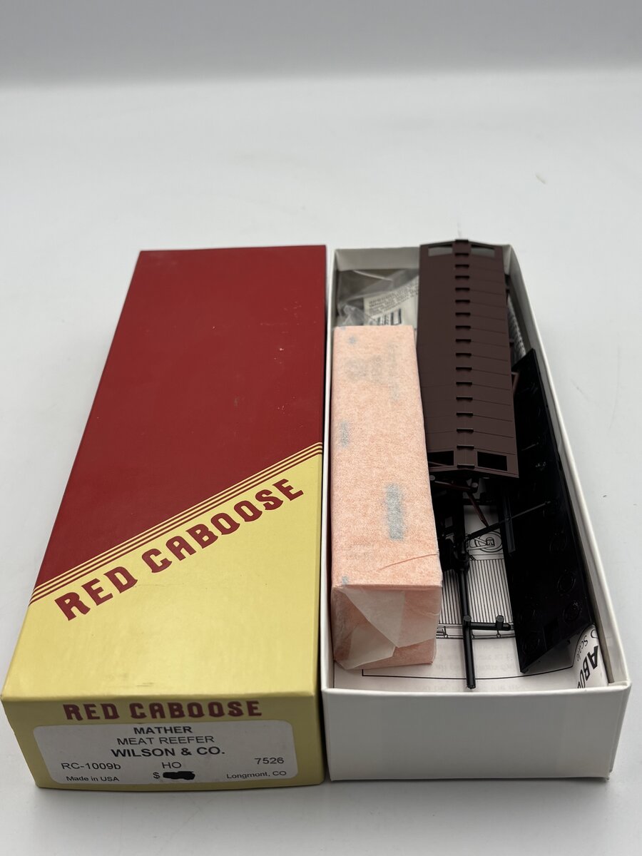Red Caboose RC-1009B HO Mather Meat Reefer Wilson & Co. #7526 Kit