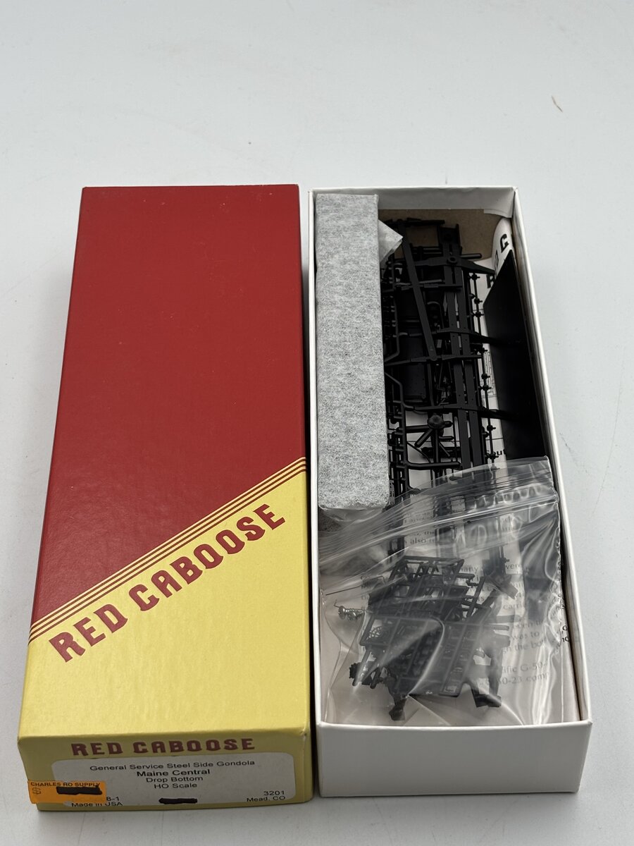Red Caboose RC-5008-1 HO General Service Steel Side Gondola Maine Central Kit