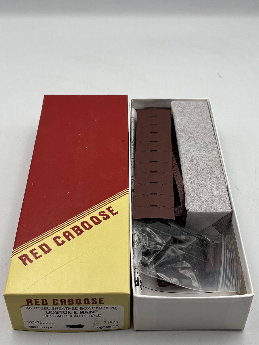 Red Caboose RC-7020-5 HO 40' Steel-Sheathed Boxcar (X-29) Boston & Maine Kit