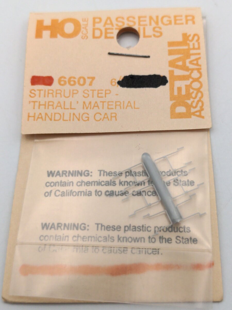 Detail Associates 6607 HO Scale Stirrup Step Thrall Material Handling Car 6 Pcs