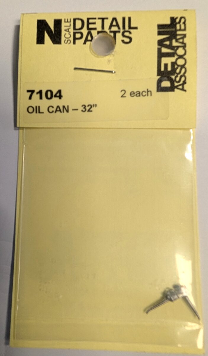Detail Associates 7104 N Scale 32" Oil Can (Pack of 2)