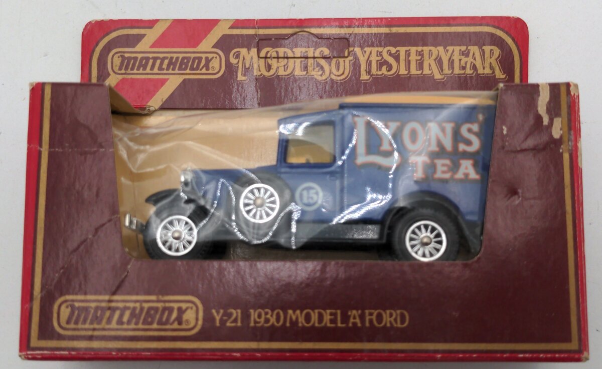 Matchbox Y-211930 Model A Ford "Lyons' Tea"
