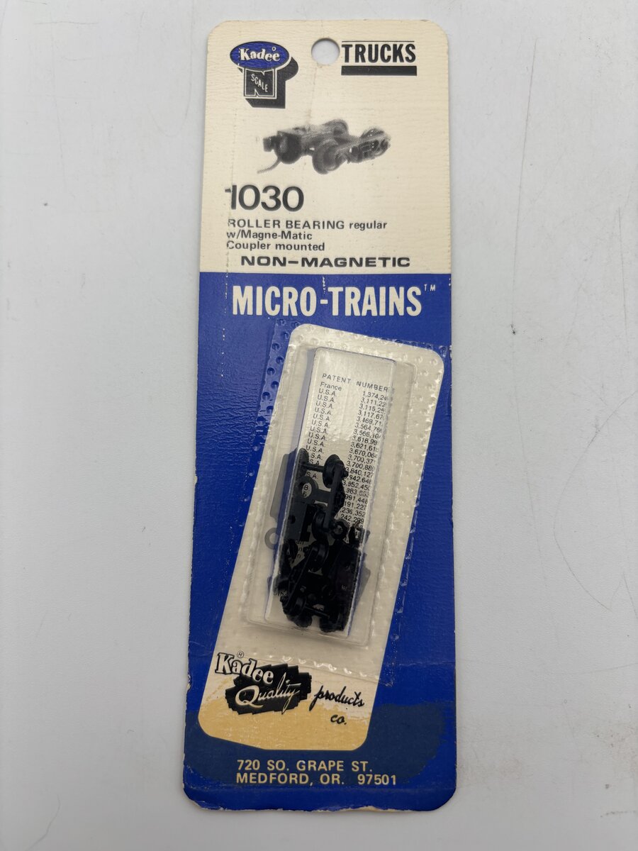 Kadee 1030 N Rolling Bearing Regular w/Magne-Matic Coupler Mounted Non-Magnetic