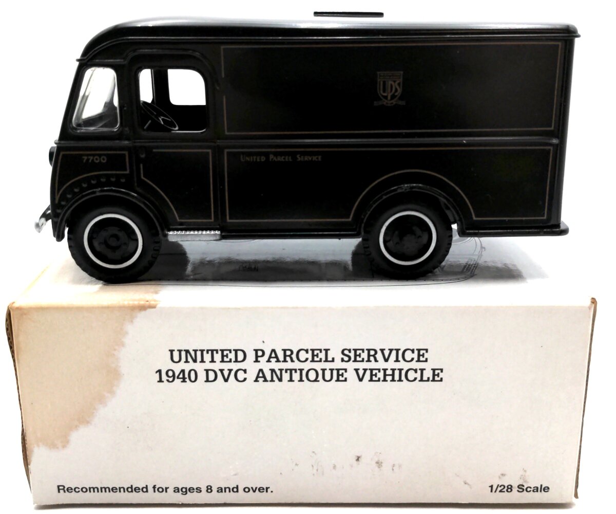 Hermann Marketing 7700 1/28 UPS Diecast 1940 DVC Antique Vehicle