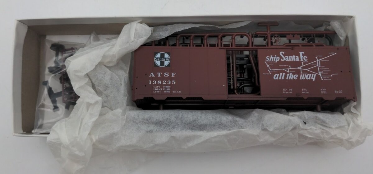 Red Caboose RC-8030-3k HO Scale 1937 Santa Fe AAR 40' Box Car Single Door Kit