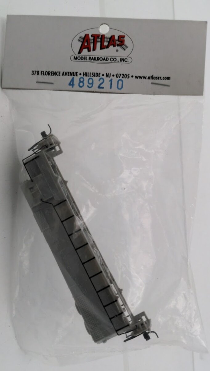 Atlas 489210 N Scale GP38 Early Low Nose Body Undecorated Diesel Shell Assembly
