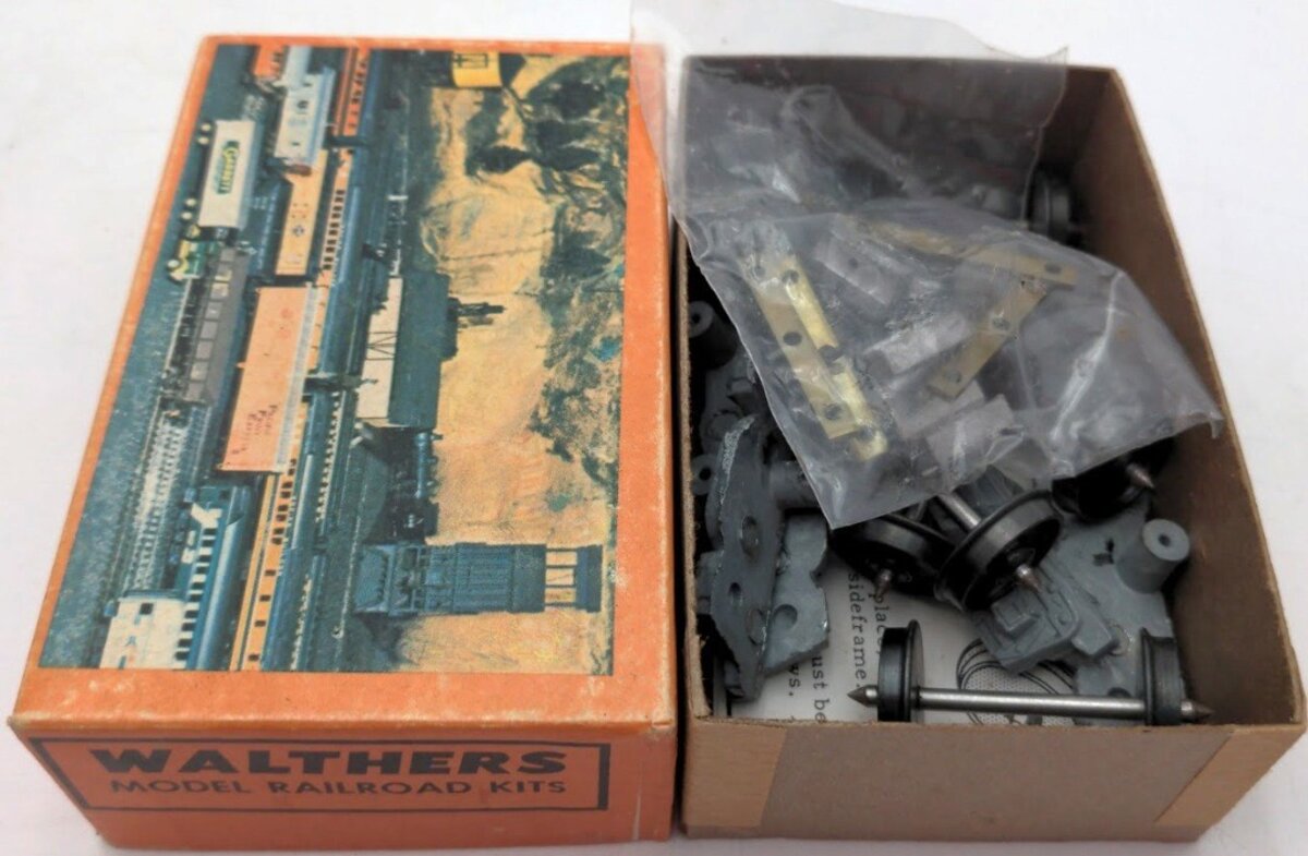 Walthers 933-50011 O Scale 36" Wheel Pullman Passenger Trucks Kit (Set of 6)