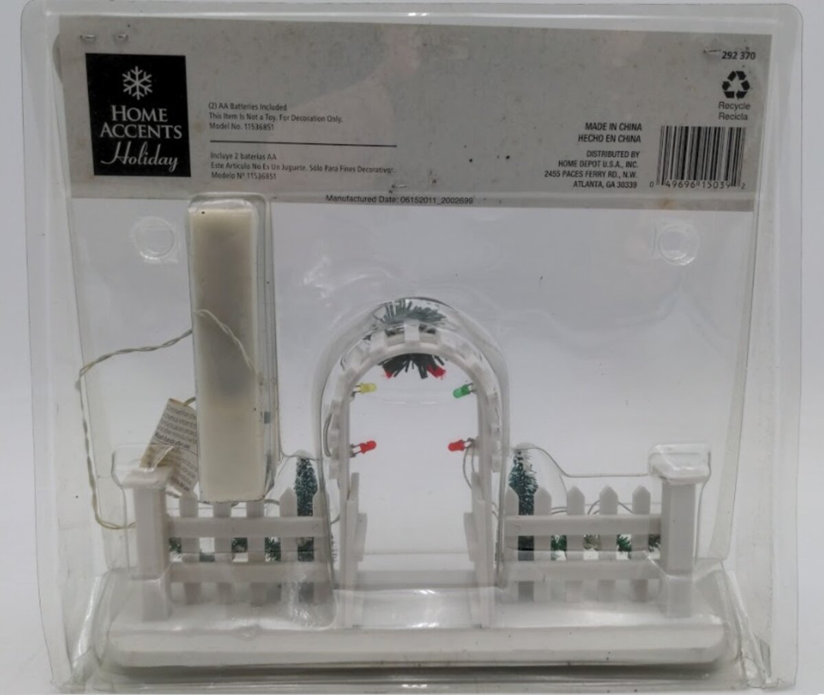 Home Accents 292 370 Holliday Lighted White Fence With Arch