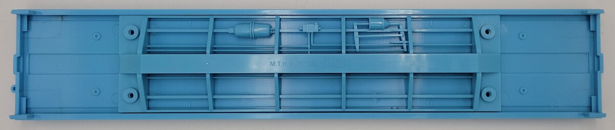 MTH 042402 Light Blue Flat Car Vehicle Ramp Floor w/ Underframe & Metal Plate