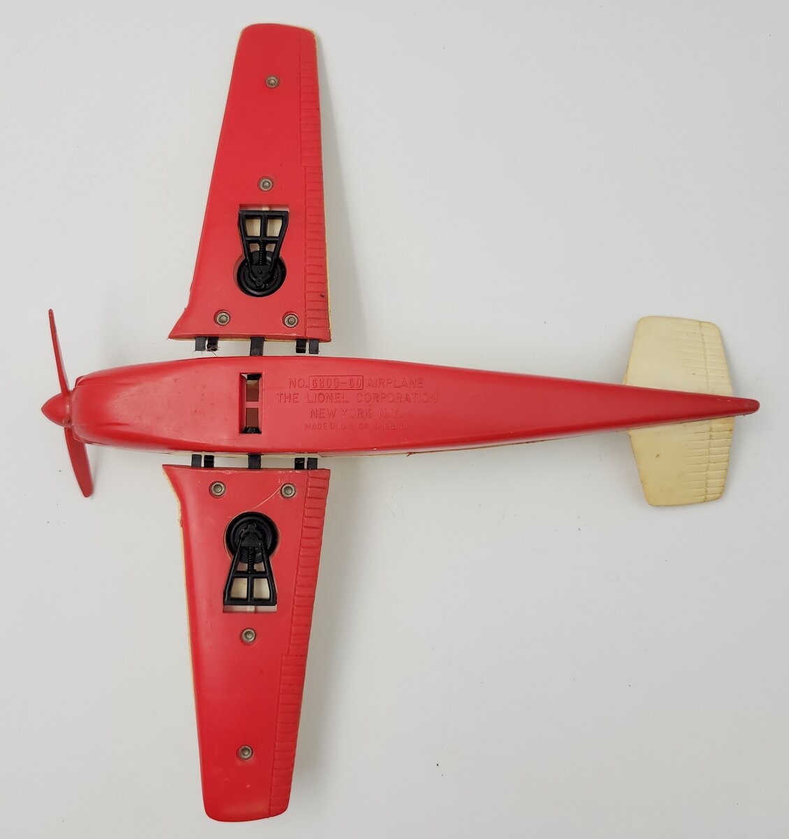 Lionel 6800-60 O Gauge White Over Red Bonanza Airplane Complete