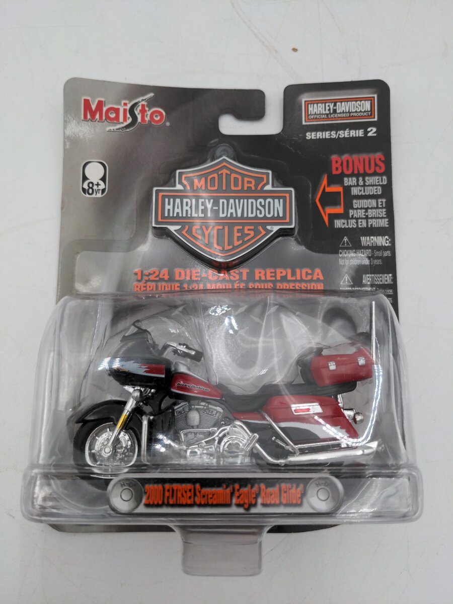 Maisto 35094 1:24 Harley Davidson 2000 FLTRSEI Screamin' Eagle Road Glide