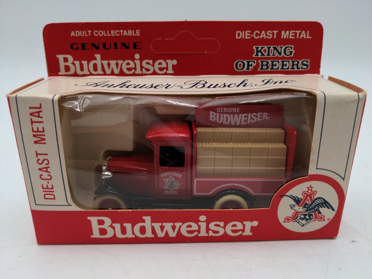 Lledo 1/64 1979 King Of Beers Genuine Budweiser