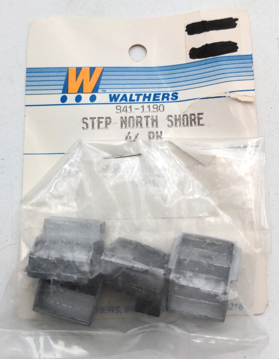 Walthers 941-1190 O Scale Double Step North Shore 4 PCS
