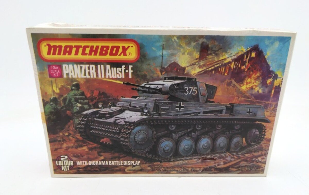 Matchbox PK-81 1:76 Scale Panzer II Ausf-F Tank W/Diorama Battle Display Kit