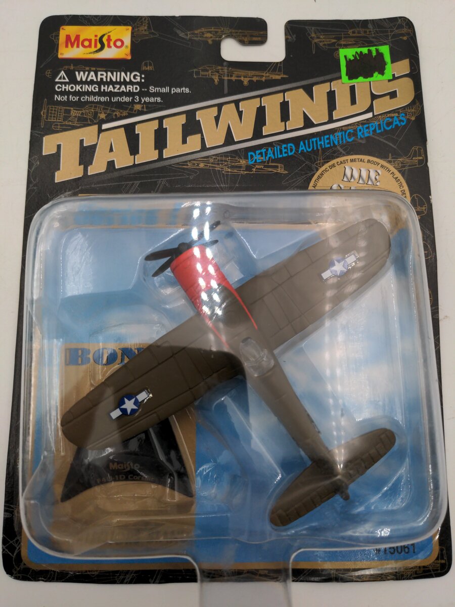Maisto 15061 Tailwinds Corsair F4U-1D Plane
