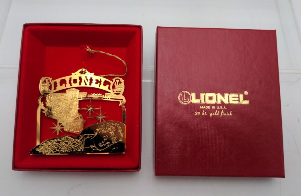 Lionel 9-65925 Sleeping Boy Christmas Ornament 24 kt Gold Finish