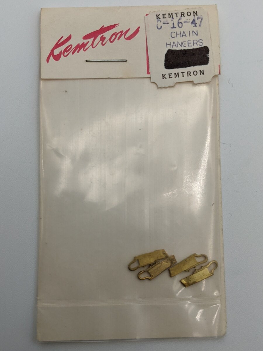 Kemtron C-16-47 O Chain Hangers (4-Pack)