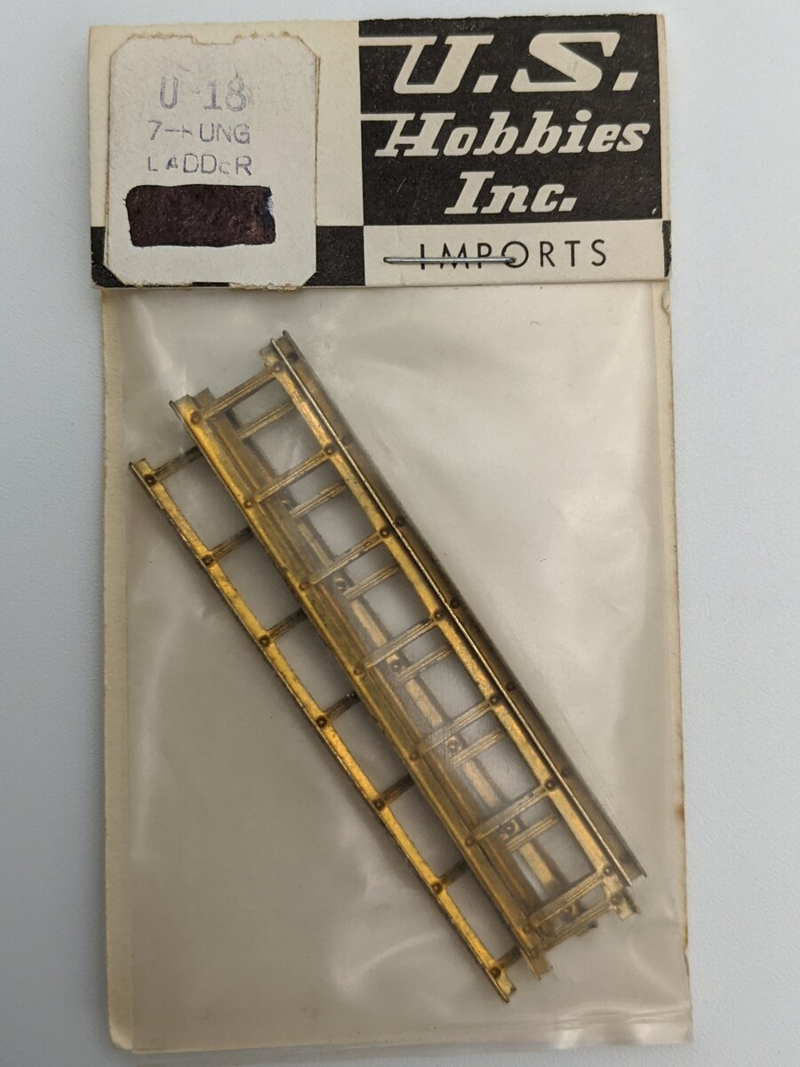 US Hobbies U-18 O 7-Rung Ladder (4-Pack)