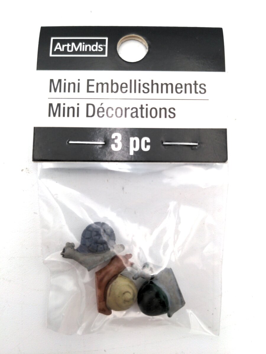 ArtMinds 566459 Mini Decoration Garden Snails (3)