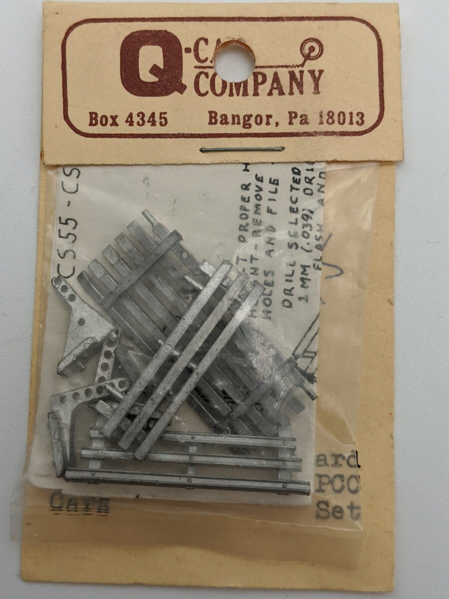 Q-Car Company CS55B O Universal Life Guard For Single Ended PCC Cars Set