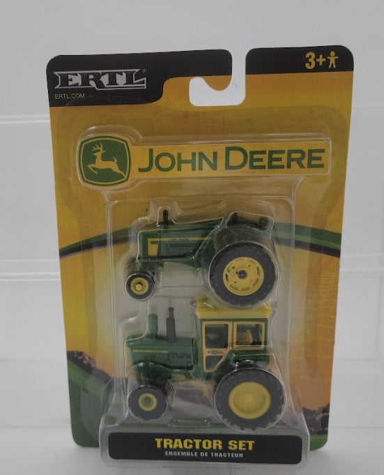Ertl 35379 1:64 Scale John Deere Green Tractor (Set of 2)