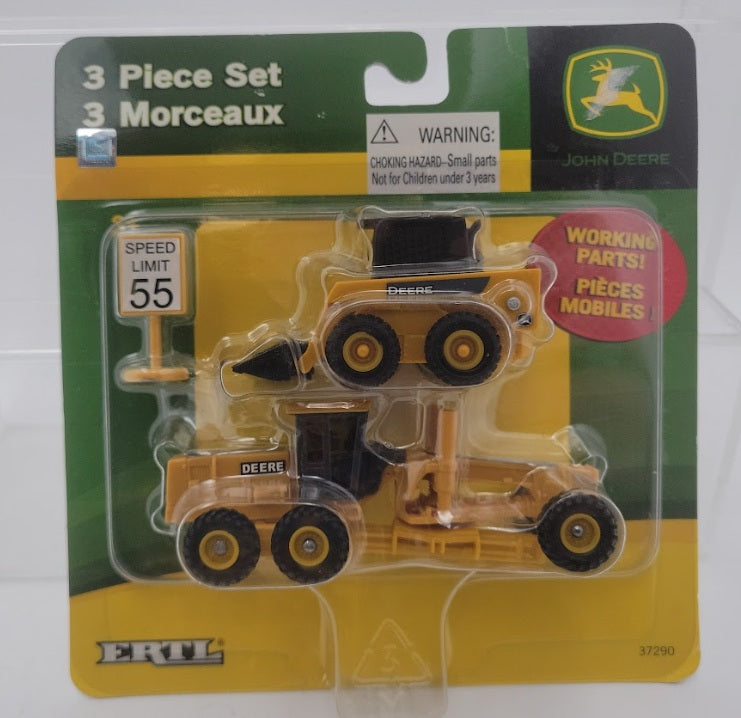 Ertl 37290 1:64 Scale Yellow John Deere Construction W/Speed Sign (Set of 3)