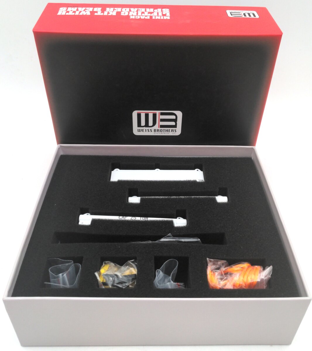 Weiss Brothers 004-2102 1:50 Mini Lifting Kit With Spreader Beams - White